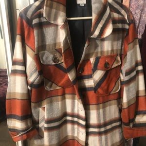 Over sized “jacket” by Kensie. Size small.